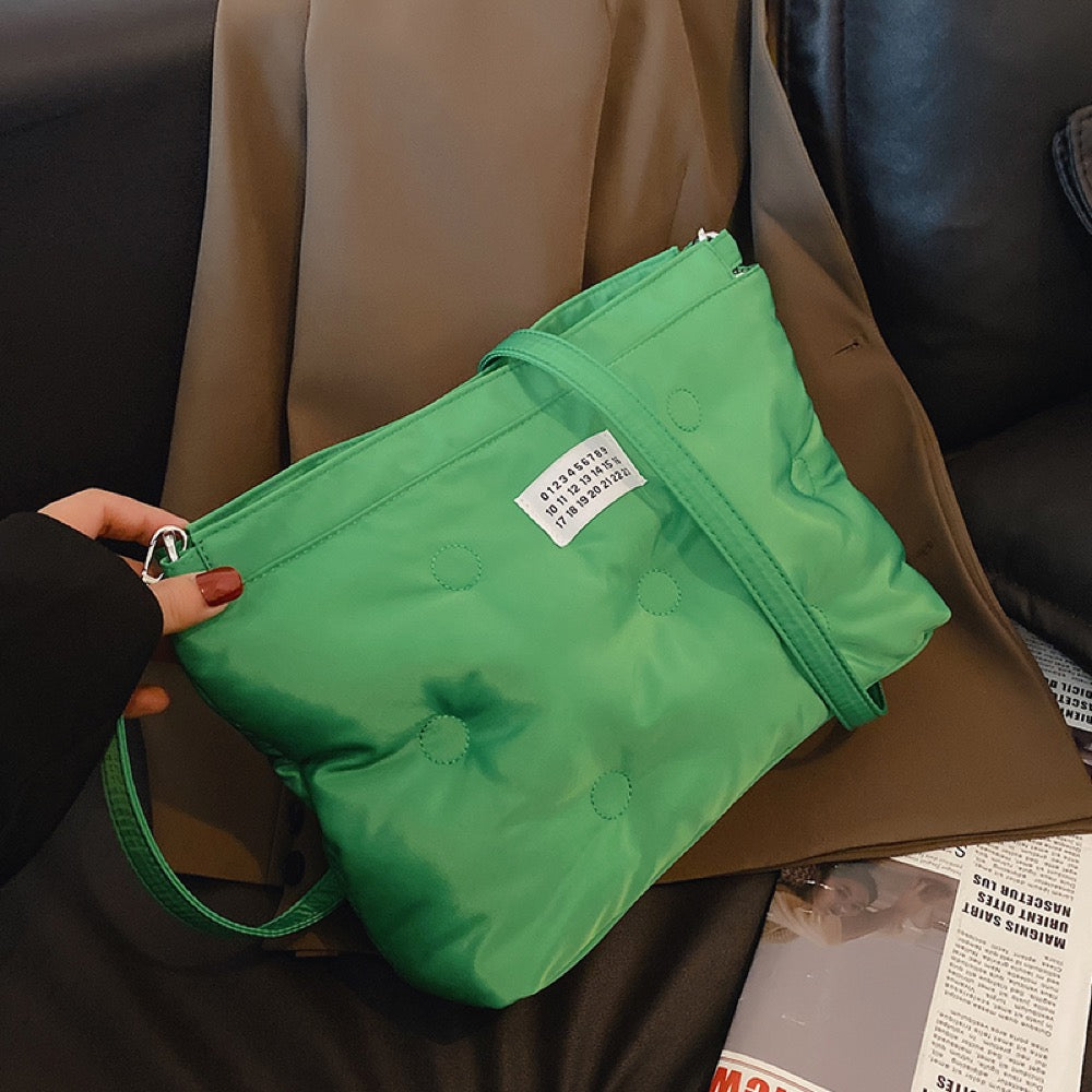 ✨美品✨☘️A.P.C.☘️✨ショルダーバッグ✨サックジュネーブ✨フラップ✨ A.P.C. (アーペーセー) SAC GENEVE mini / サックジュネーブミニ